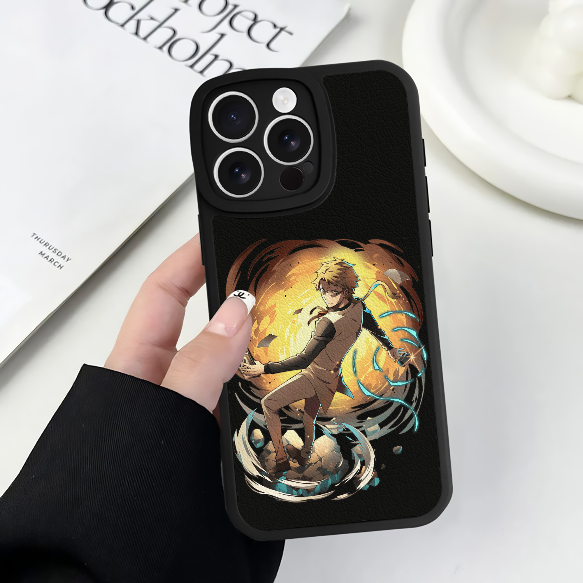 （画像用） 文豪ストレイドッグス Bungo Stray Dogs 【iPhone 16シリーズ対応】シリコンスマホケース（レザー調） 材質：シリコン